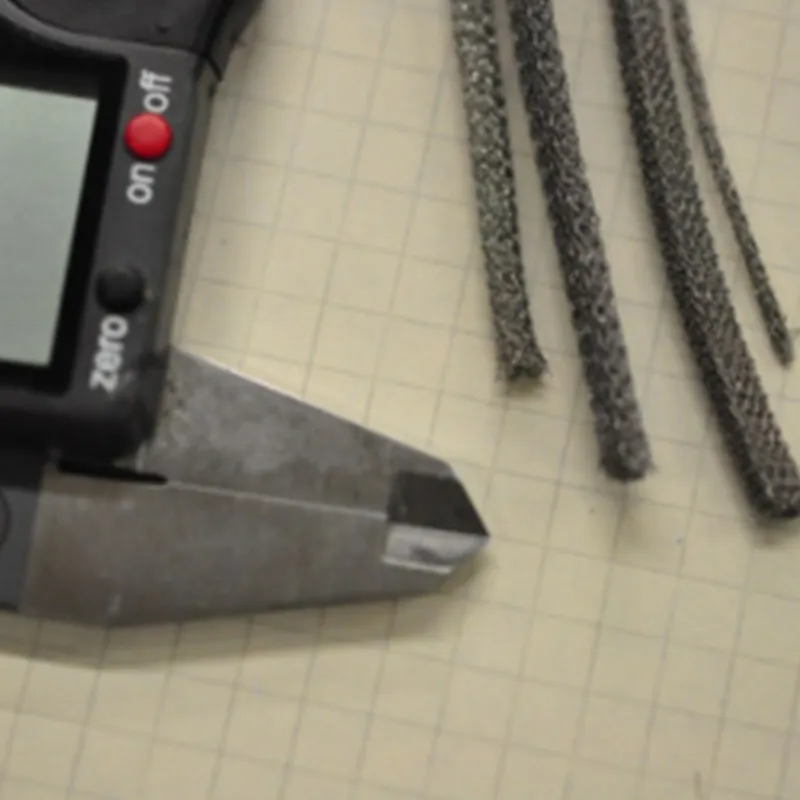 Круглая цельнометаллическая сетчатая экранирующая прокладка.4