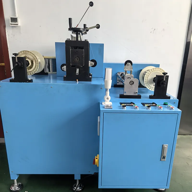 Полностью автоматический станок для плоской прокатки металлической круглой проволоки.6