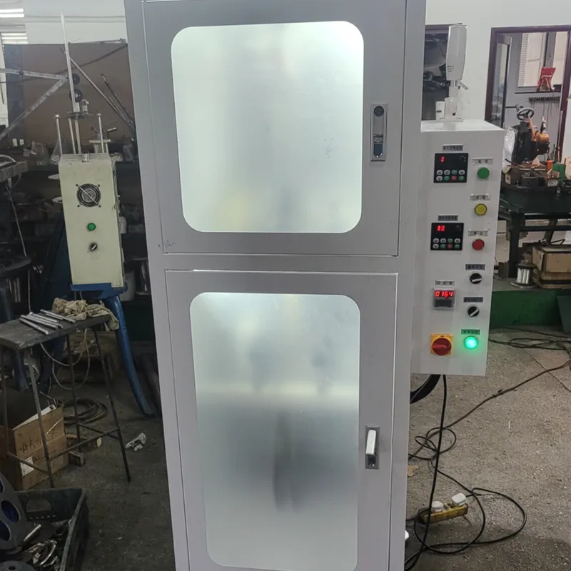 Трикотажная машина типа I для фильтрующей сетки нефтяных пеногасителей.2